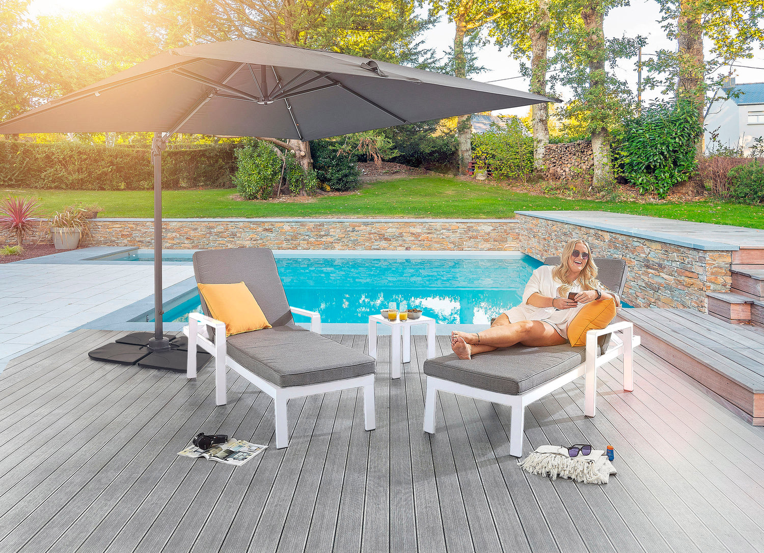 Outdoor Garden Lounger
