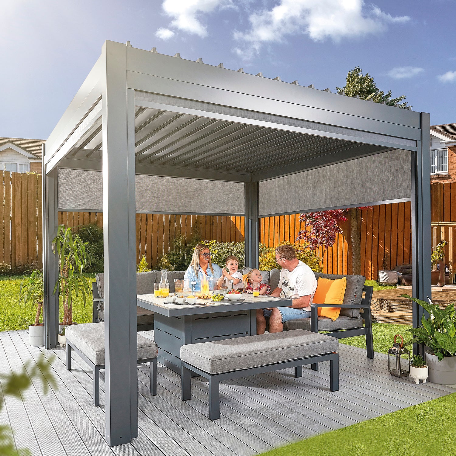 outdoor pergola blinds