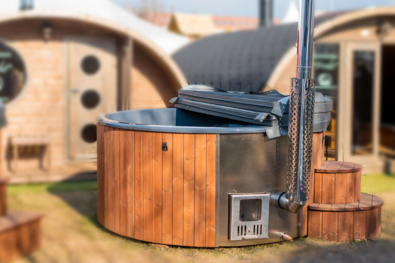 København Wooden Hot Tub for up to 6 people - Beyond outdoor living